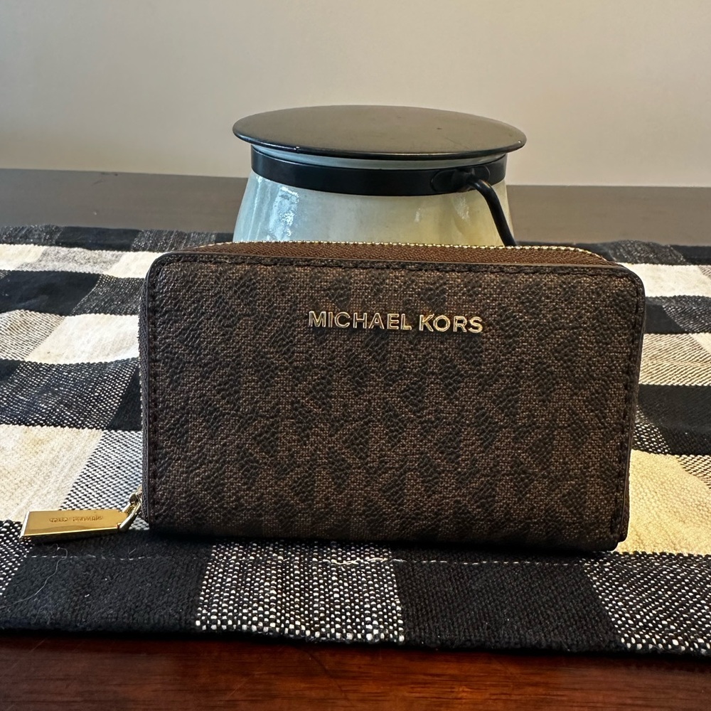 Michael Kors wallet